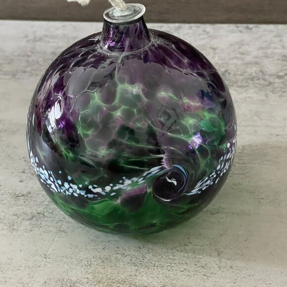 NWT Kitras Studio Art Glass Van Glow 4" Round Globe Oil Lamp Purple Green Wick - Picture 2 of 9